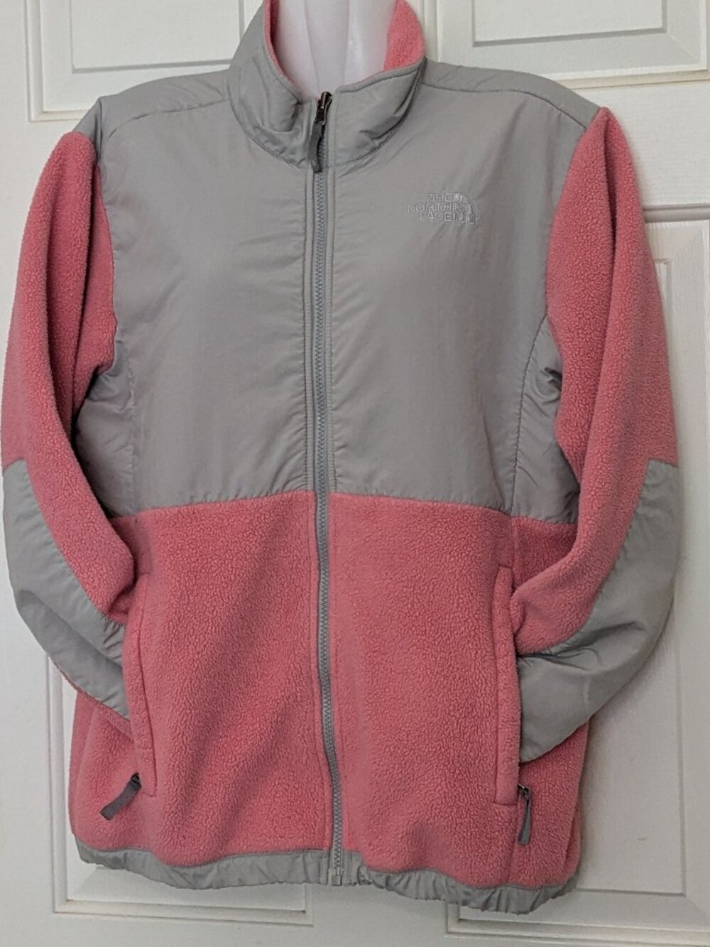 The North Face Jacket Coral Pink and Gray Zipper Front Girl's Size XL Fleece